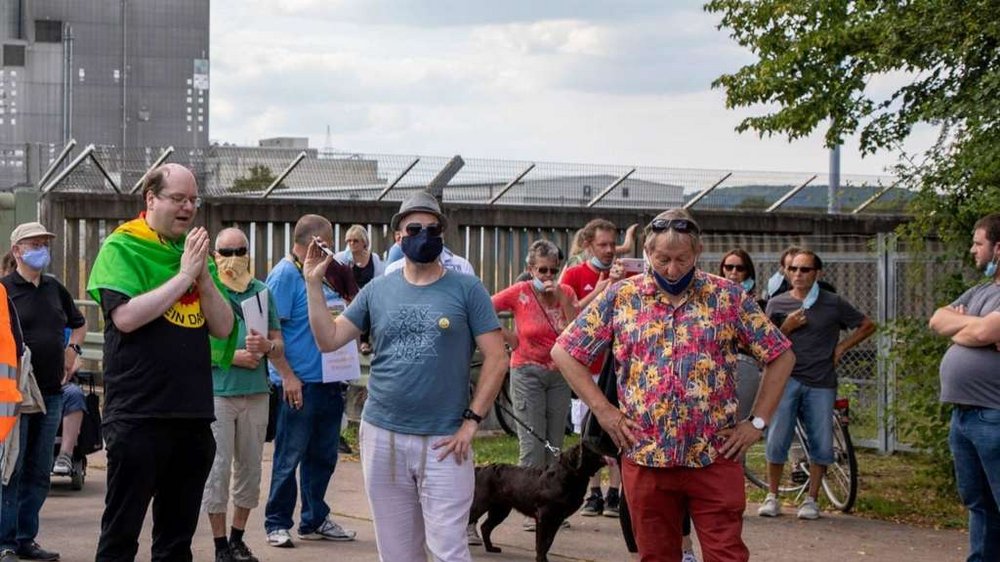 Protest gegen das geplante Atommülllager: Unter den über 130 Teilnehmern waren auch Menschen aus Trendelburg, Bad Karlshafen, Bodenfelde und Uslar.